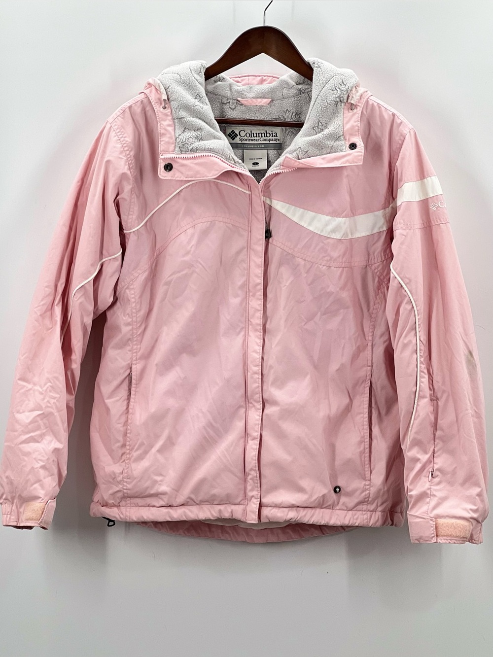 261 Columbia Women’s Pink Hooded Jacket